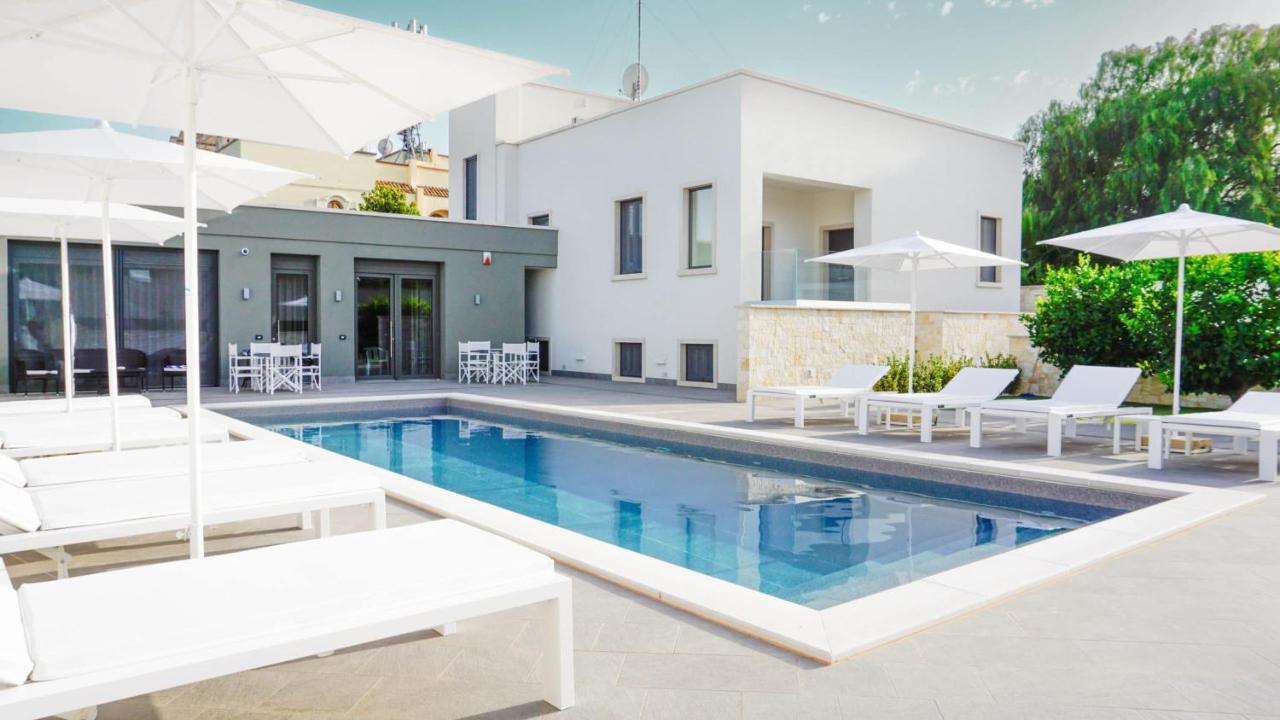 Hotel Dimora Giulia Bari Exterior foto