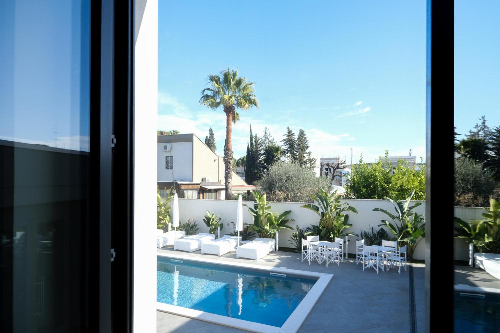 Hotel Dimora Giulia Bari Exterior foto