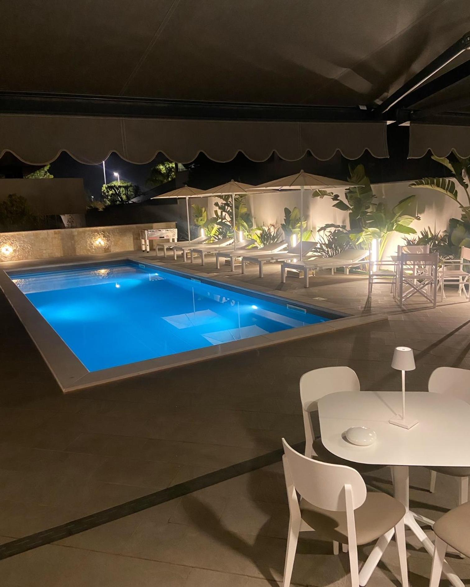 Hotel Dimora Giulia Bari Exterior foto